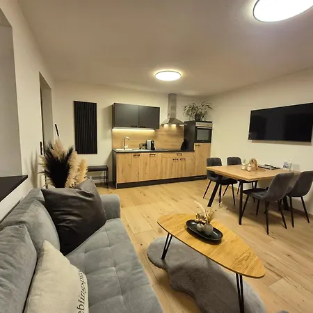 Seeapartment Angerer アパート Terfens